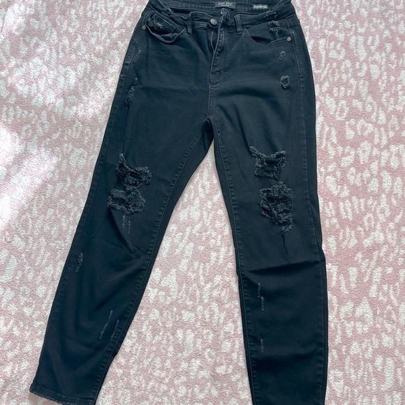 Judy Blue boyfriend jeans - Picture 2 of 4